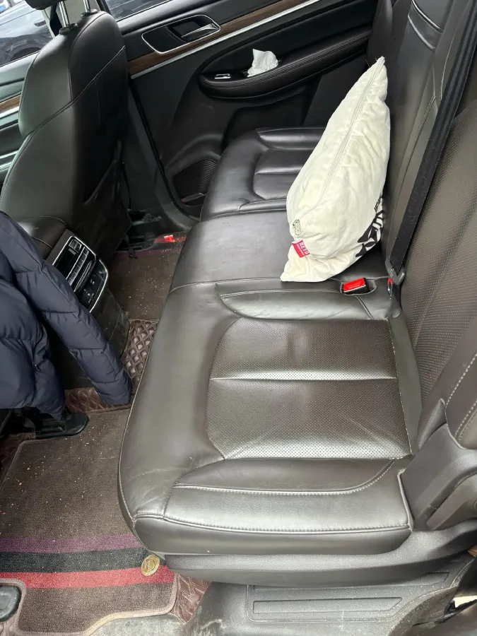 2018 Roewe RX5 2.0T 220HP L4 6DCT,autocango,china used car exporter,china ev exporter,chinese used car exporter,chinese used ev exporter