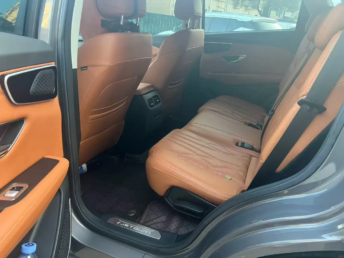 2025 Jetour X70 Plus 1.5T 184HP L4 7DCT,autocango,china used car exporter,china ev exporter,chinese used car exporter,chinese used ev exporter