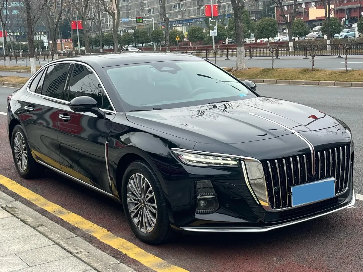2023 HongQi H5 2.0T 224HP L4 8AT,autocango,china used car exporter,china ev exporter,chinese used car exporter,chinese used ev exporter