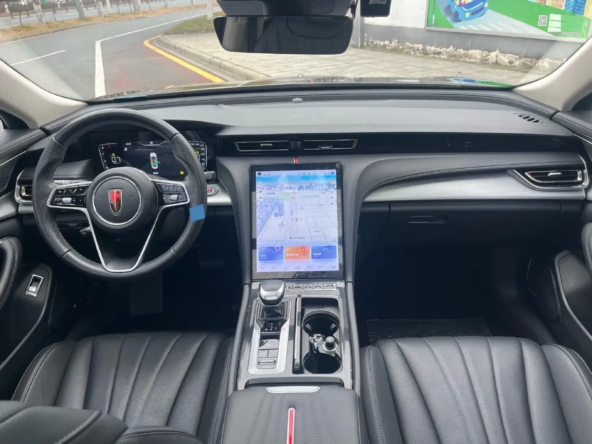 2023 HongQi H5 2.0T 224HP L4 8AT,autocango,china used car exporter,china ev exporter,chinese used car exporter,chinese used ev exporter