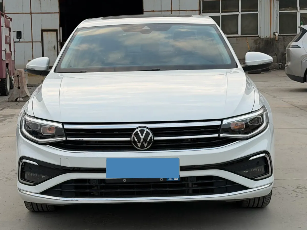 2023 Volkswagen Bora 1.5T 160HP L4 7DCT,autocango,china used car exporter,china ev exporter,chinese used car exporter,chinese used ev exporter