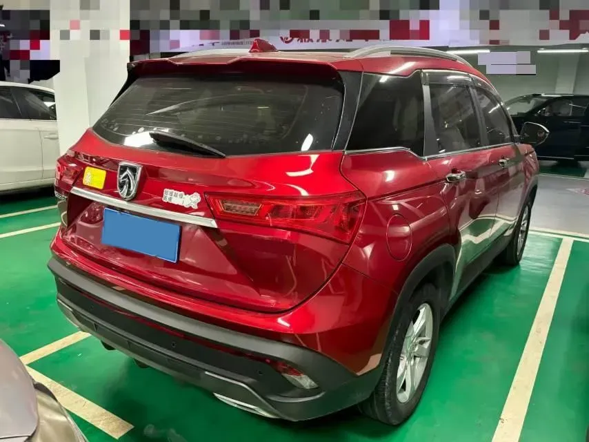 2018 BaoJun 530 1.5T 150HP L4 6MT,autocango,china used car exporter,china ev exporter,chinese used car exporter,chinese used ev exporter