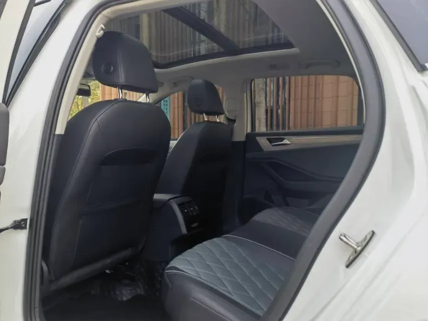 2023 Volkswagen Sagitar 1.5T 160HP L4 7DCT,autocango,china used car exporter,china ev exporter,chinese used car exporter,chinese used ev exporter