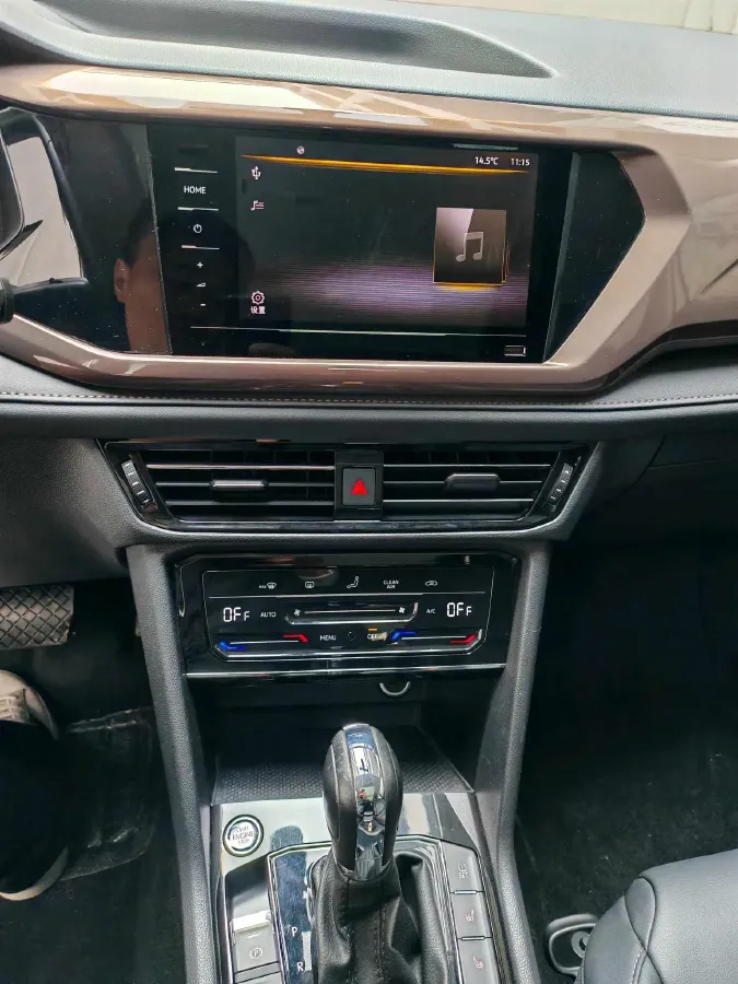 2021 Volkswagen Tharu 1.4T 150HP L4 7DCT,autocango,china used car exporter,china ev exporter,chinese used car exporter,chinese used ev exporter