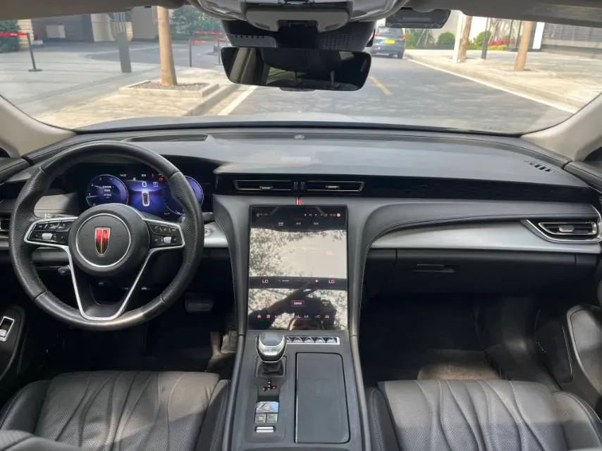 2023 HongQi H5 2.0T 224HP L4 8AT,autocango,china used car exporter,china ev exporter,chinese used car exporter,chinese used ev exporter