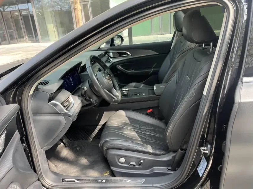 2023 HongQi H5 2.0T 224HP L4 8AT,autocango,china used car exporter,china ev exporter,chinese used car exporter,chinese used ev exporter