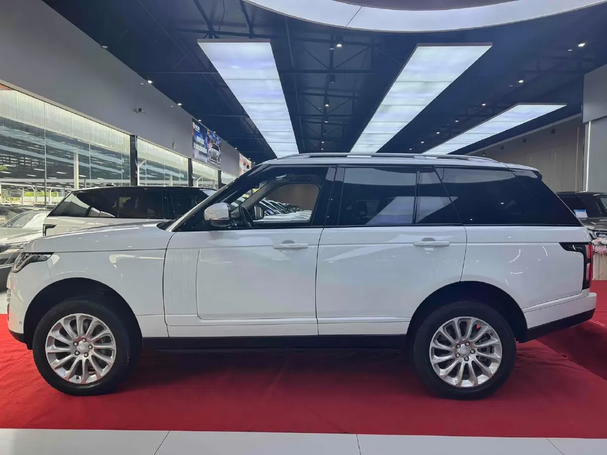 2018 Land Rover Range Rover 3.0T 340HP V6 8AT,autocango,china used car exporter,china ev exporter,chinese used car exporter,chinese used ev exporter