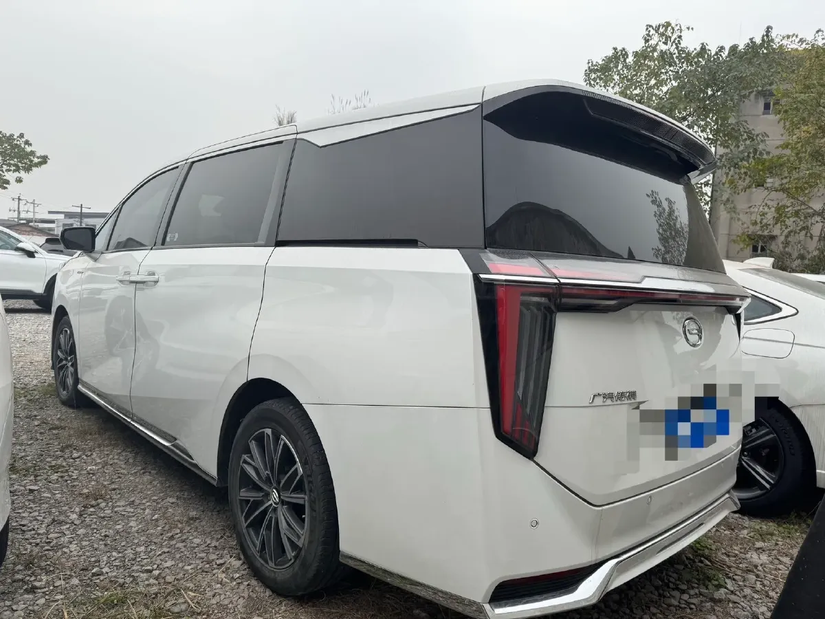 2024 GAC Trumpchi M8 2.0T 252HP L4 8AT,autocango,china used car exporter,china ev exporter,chinese used car exporter,chinese used ev exporter