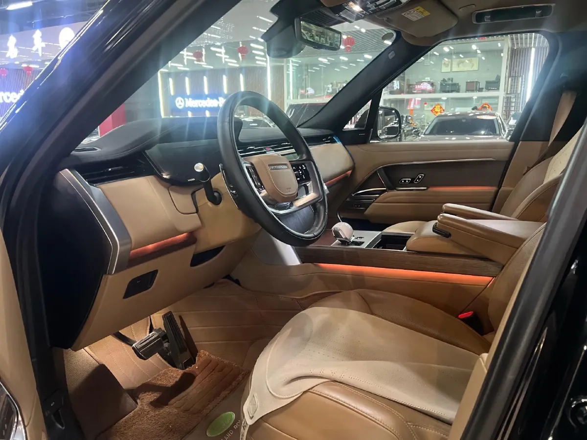 2024 Land Rover Range Rover 3.0T 400HP L6 8AT,autocango,china used car exporter,china ev exporter,chinese used car exporter,chinese used ev exporter