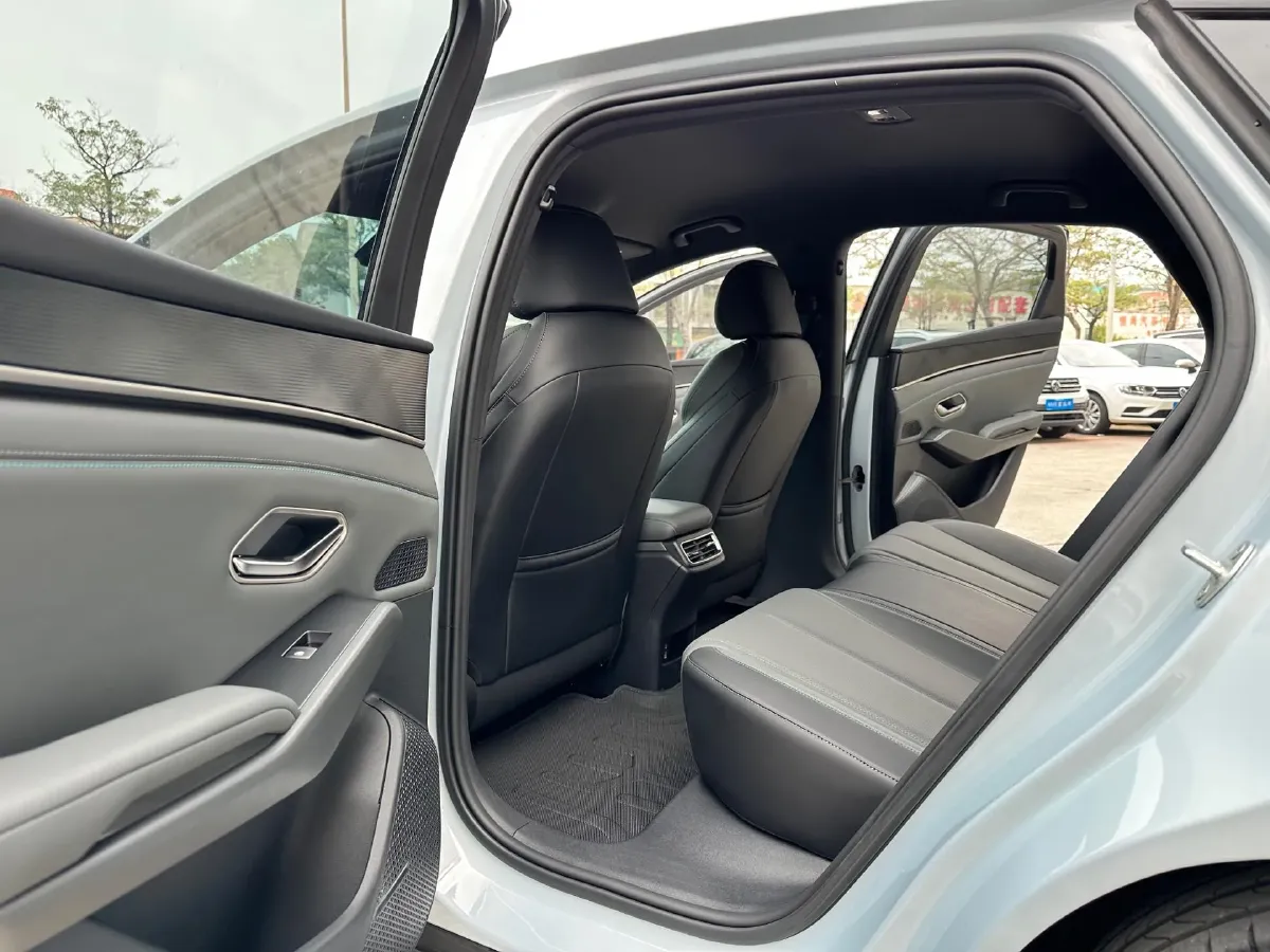 2025 BYD QinL 1.5L 101HP L4 E-CVT PHEV 10.08KWH,autocango,china used car exporter,china ev exporter,chinese used car exporter,chinese used ev exporter