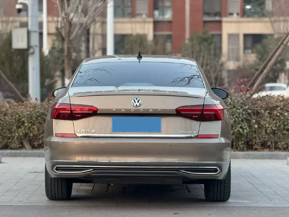 2020 Volkswagen Passat 2.0T 186HP L4 7DCT,autocango,china used car exporter,china ev exporter,chinese used car exporter,chinese used ev exporter