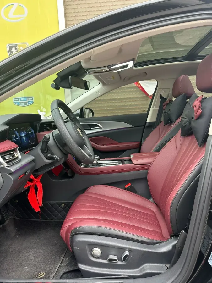 2023 HongQi H5 2.0T 224HP L4 8AT,autocango,china used car exporter,china ev exporter,chinese used car exporter,chinese used ev exporter