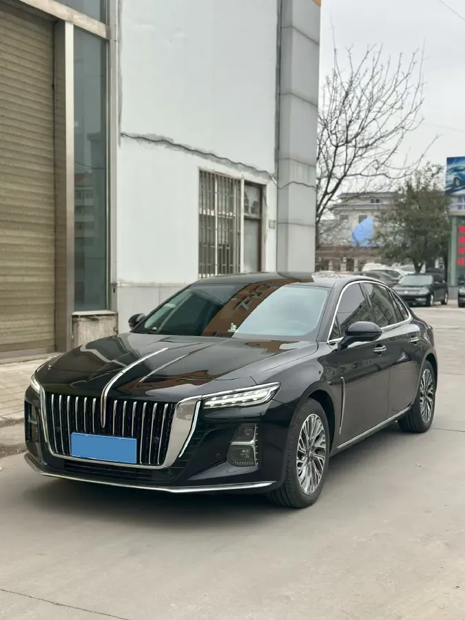 2023 HongQi H5 2.0T 224HP L4 8AT,autocango,china used car exporter,china ev exporter,chinese used car exporter,chinese used ev exporter