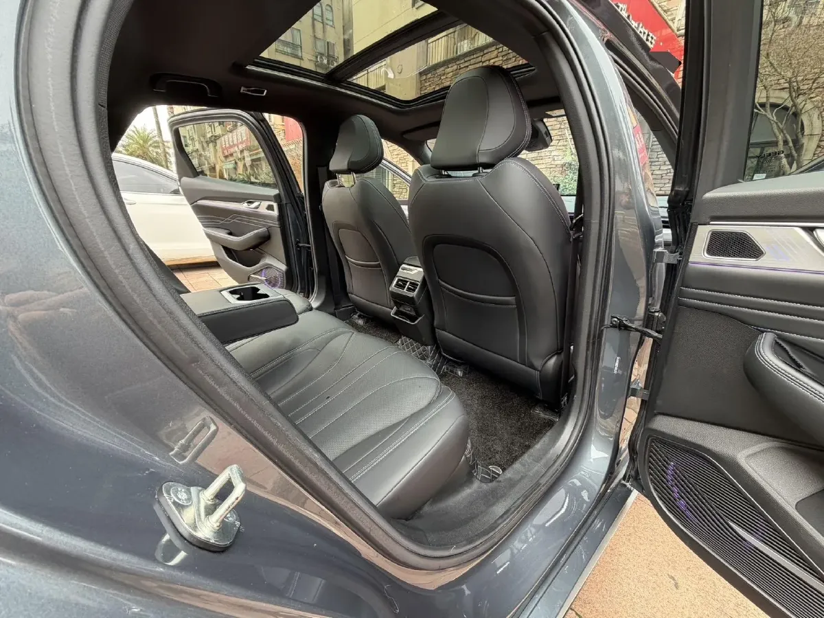 2025 Geely Preface 1.5T 181HP L4 7DCT,autocango,china used car exporter,china ev exporter,chinese used car exporter,chinese used ev exporter