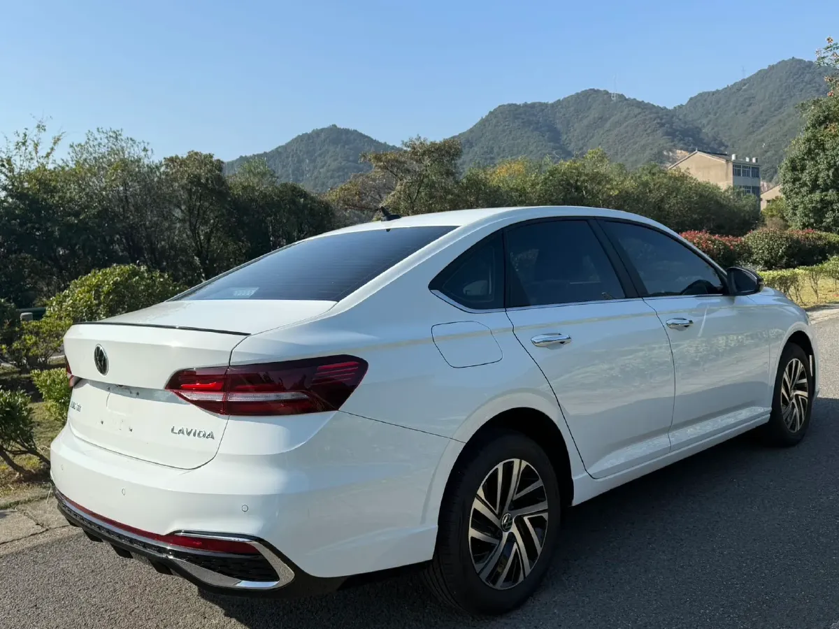 2024 Volkswagen Lavida 1.5T 160HP L4 7DCT,autocango,china used car exporter,china ev exporter,chinese used car exporter,chinese used ev exporter