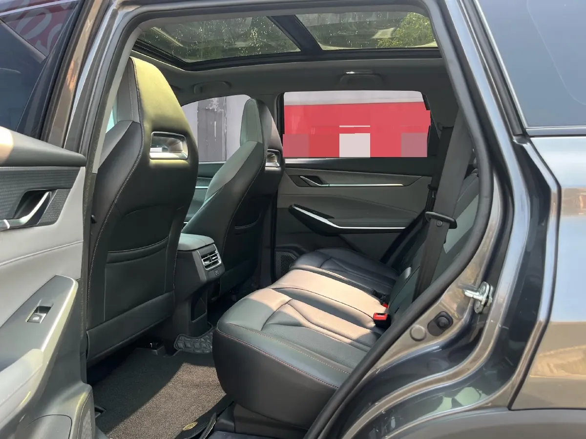 2022 ChangAn CS75 Plus 2.0T 233HP L4 8AT,autocango,china used car exporter,china ev exporter,chinese used car exporter,chinese used ev exporter