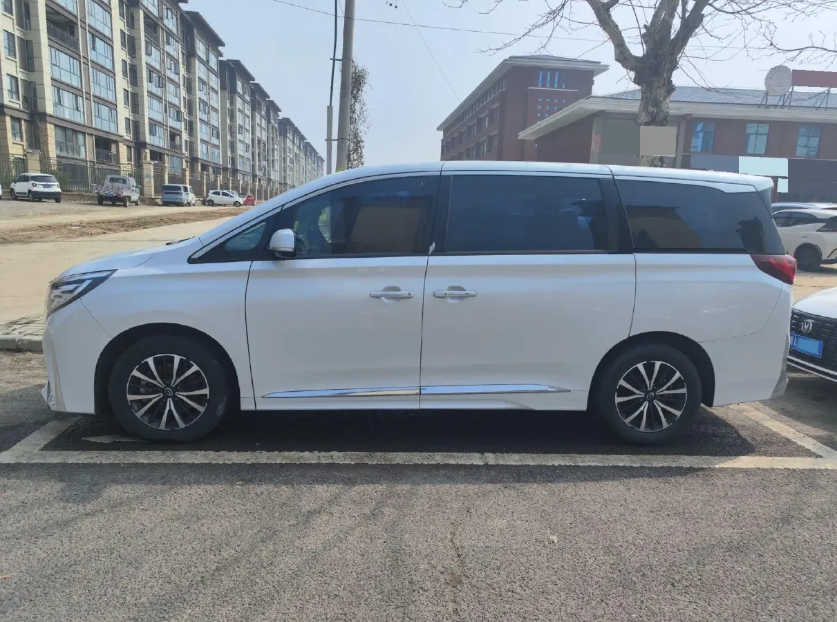 2023 GAC Trumpchi M8 2.0T 252HP L4 8AT,autocango,china used car exporter,china ev exporter,chinese used car exporter,chinese used ev exporter