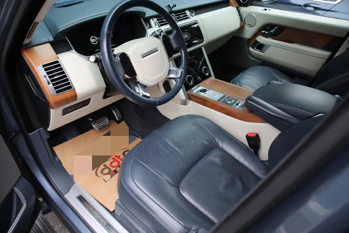 2018 Land Rover Range Rover 5.0T 525HP V8 8AT,autocango,china used car exporter,china ev exporter,chinese used car exporter,chinese used ev exporter