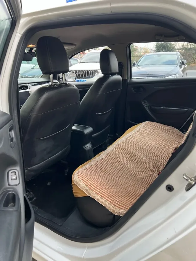 2018 Peugeot 301 1.6L 117HP L4 5MT,autocango,china used car exporter,china ev exporter,chinese used car exporter,chinese used ev exporter