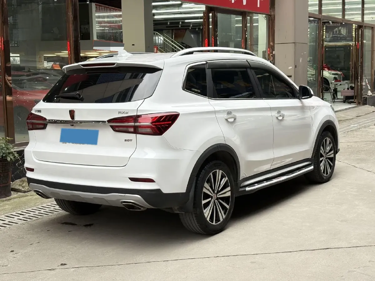 2020 Roewe i6 1.5T 169HP L4 7DCT,autocango,china used car exporter,china ev exporter,chinese used car exporter,chinese used ev exporter