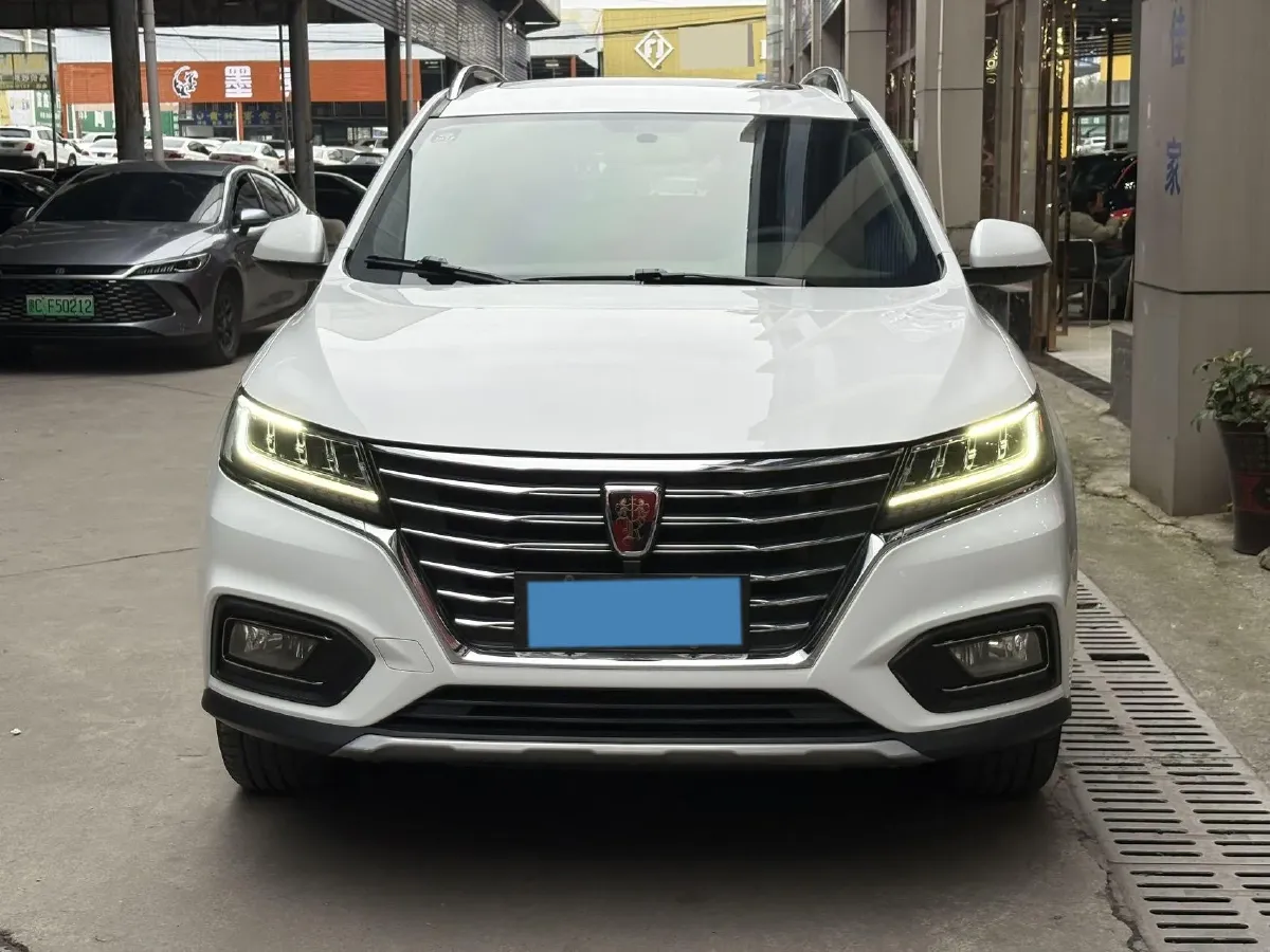 2020 Roewe i6 1.5T 169HP L4 7DCT,autocango,china used car exporter,china ev exporter,chinese used car exporter,chinese used ev exporter