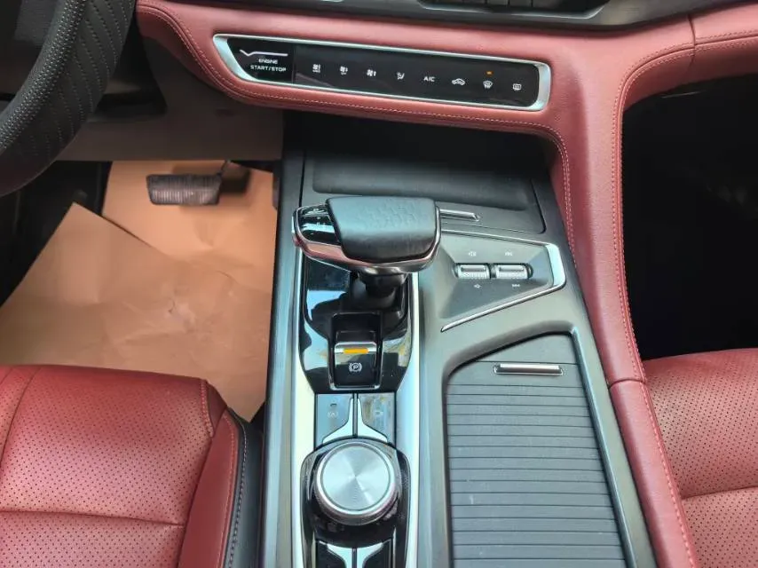 2020 ChangAn CS75 Plus 2.0T 233HP L4 8AT,autocango,china used car exporter,china ev exporter,chinese used car exporter,chinese used ev exporter