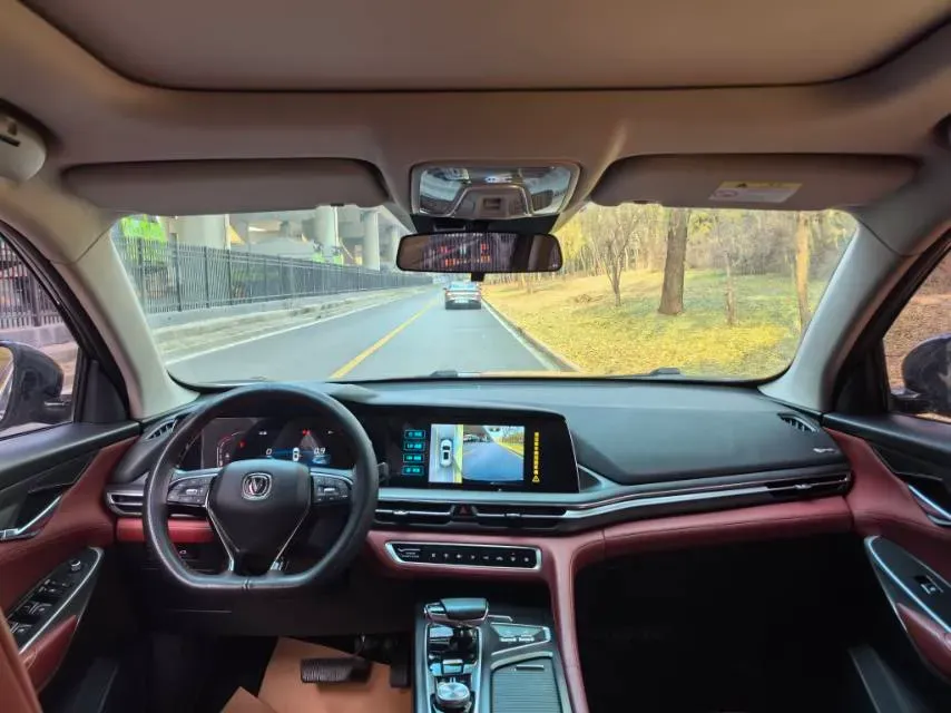 2020 ChangAn CS75 Plus 2.0T 233HP L4 8AT,autocango,china used car exporter,china ev exporter,chinese used car exporter,chinese used ev exporter