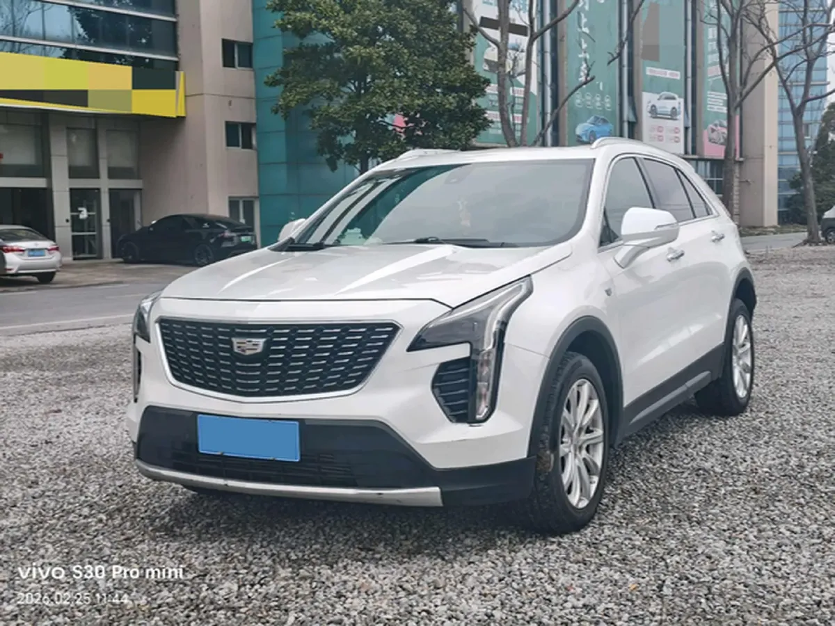 2021 Cadillac XT4 2.0T 237HP L4 9AT,autocango,china used car exporter,china ev exporter,chinese used car exporter,chinese used ev exporter