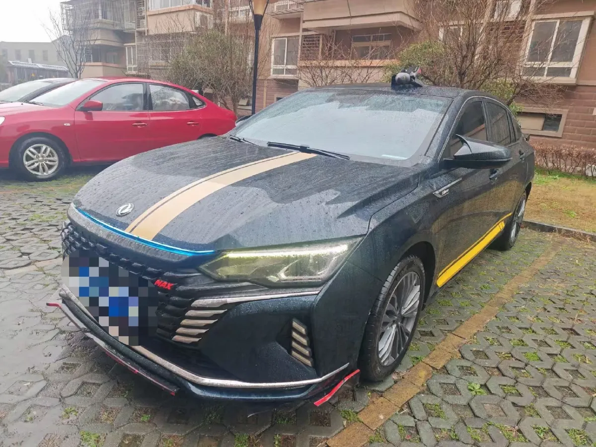 2021 DongFeng Aeolus YiXuan MAX 1.5T 190HP L4 7DCT,autocango,china used car exporter,china ev exporter,chinese used car exporter,chinese used ev exporter