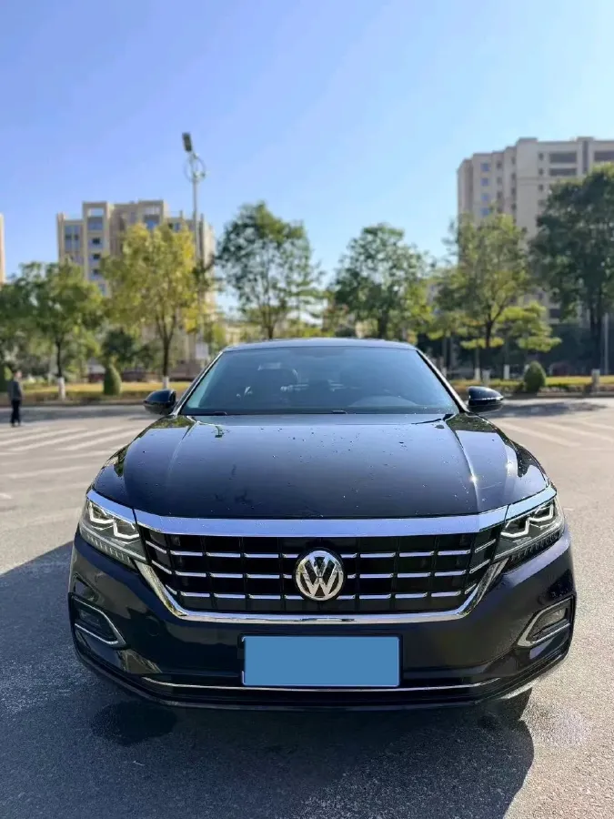 2019 Volkswagen Passat 2.0T 186HP L4 7DCT,autocango,china used car exporter,china ev exporter,chinese used car exporter,chinese used ev exporter