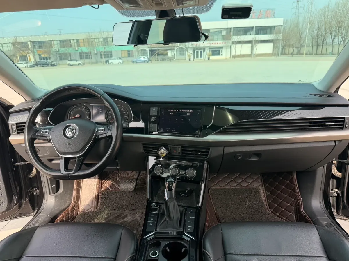 2019 Skoda Kodiak 2.0T 186HP L4 7DCT,autocango,china used car exporter,china ev exporter,chinese used car exporter,chinese used ev exporter