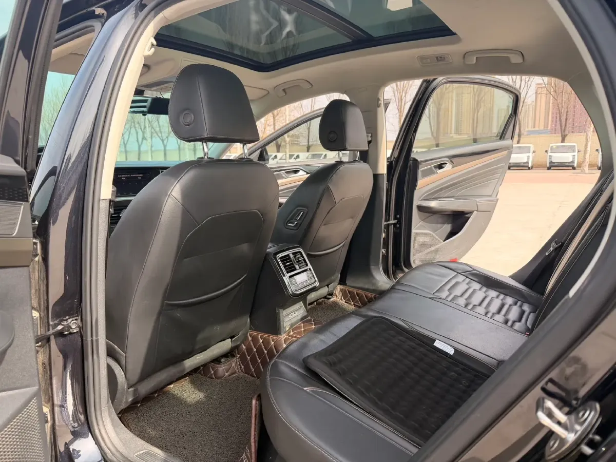 2019 Skoda Kodiak 2.0T 186HP L4 7DCT,autocango,china used car exporter,china ev exporter,chinese used car exporter,chinese used ev exporter