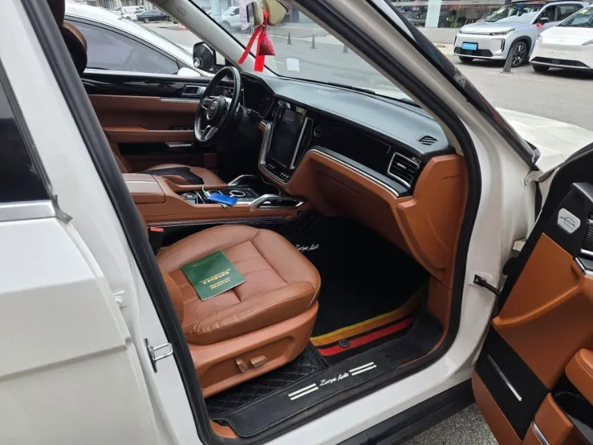 2017 Zotye T700 1.8T 177HP L4 6DCT,autocango,china used car exporter,china ev exporter,chinese used car exporter,chinese used ev exporter