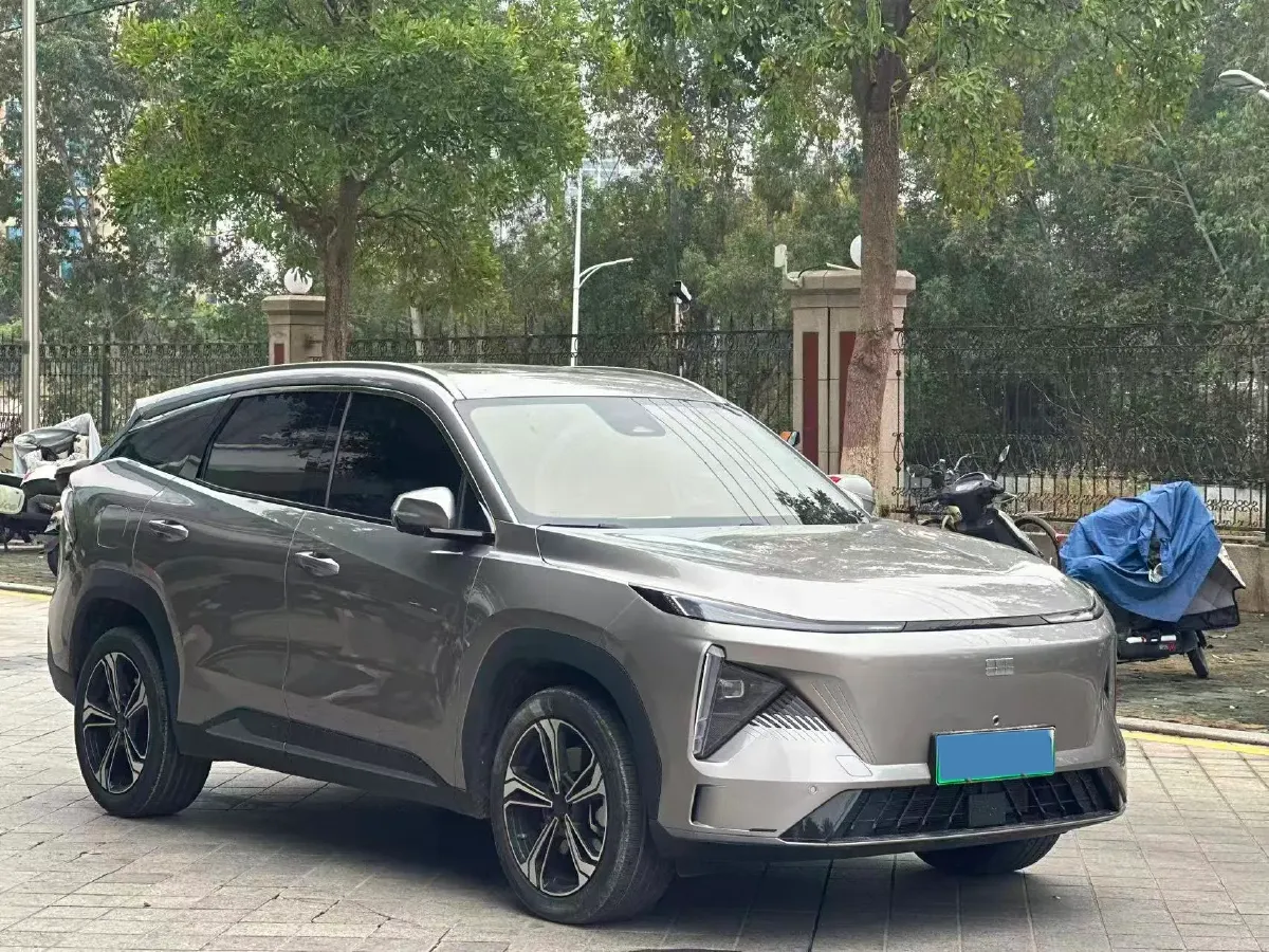 2024 Geely Galaxy L7 1.5T 163HP L4 3DHT PHEV 18.7KWH,autocango,china used car exporter,china ev exporter,chinese used car exporter,chinese used ev exporter
