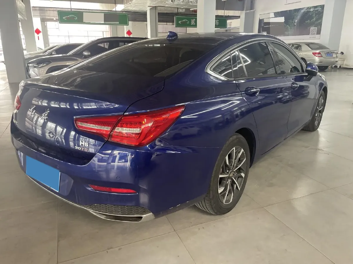 2020 HongQi H5 1.5T 169HP L4 7DCT,autocango,china used car exporter,china ev exporter,chinese used car exporter,chinese used ev exporter