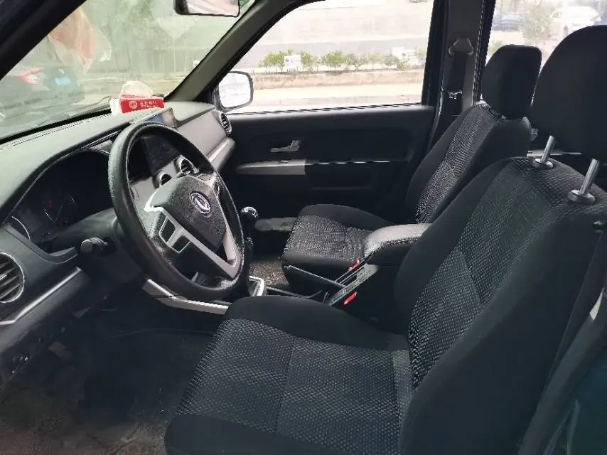 2019 Dongfeng RuiQi 2.4L 158HP L4 5MT,autocango,china used car exporter,china ev exporter,chinese used car exporter,chinese used ev exporter