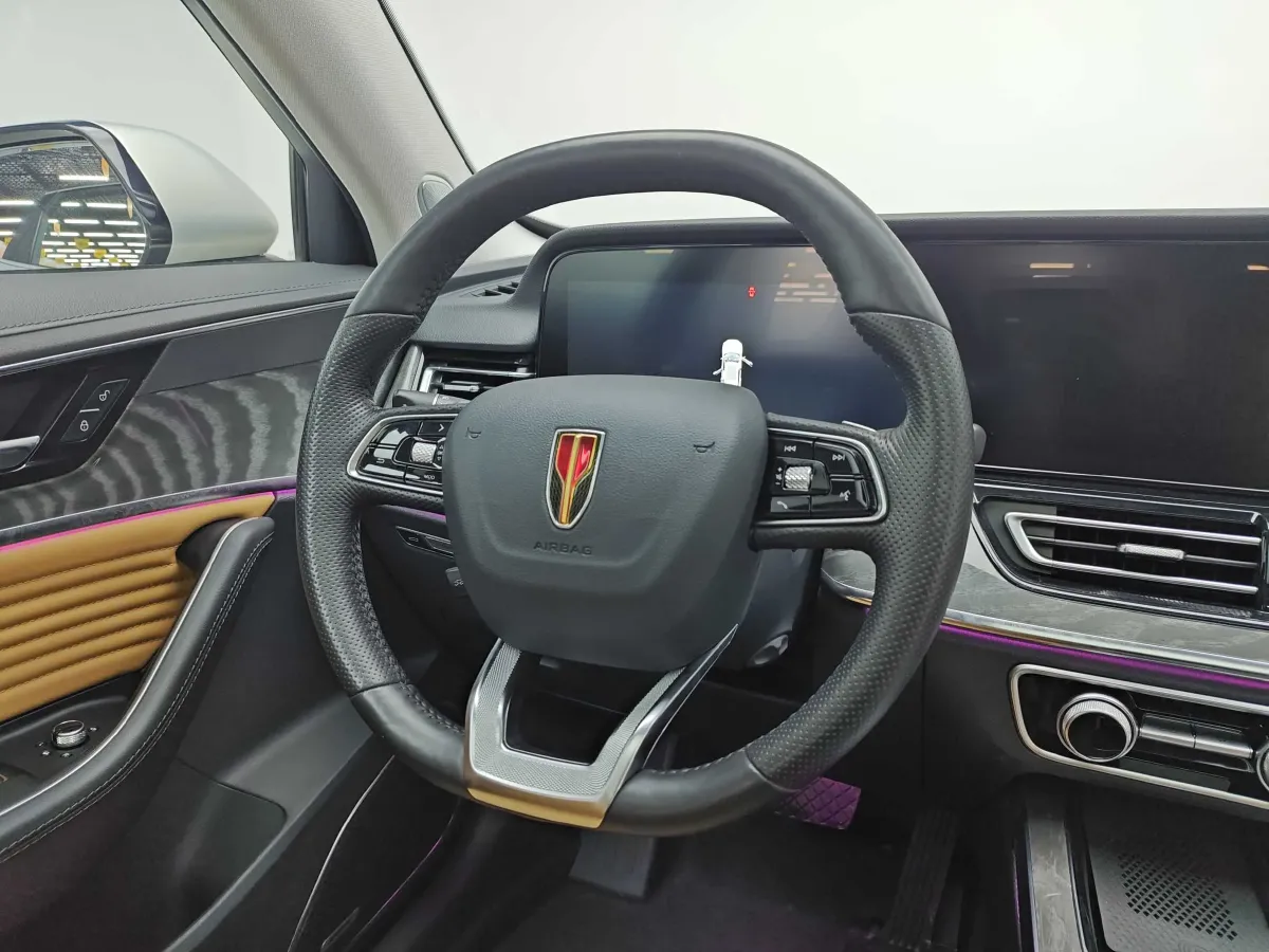 2023 HongQi HS5 2.0T 252HP L4 8AT,autocango,china used car exporter,china ev exporter,chinese used car exporter,chinese used ev exporter