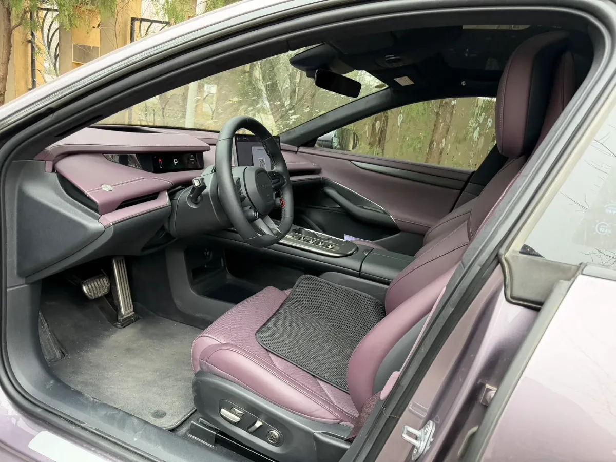 2024 MI SU7 BEV 101KWH,autocango,china used car exporter,china ev exporter,chinese used car exporter,chinese used ev exporter