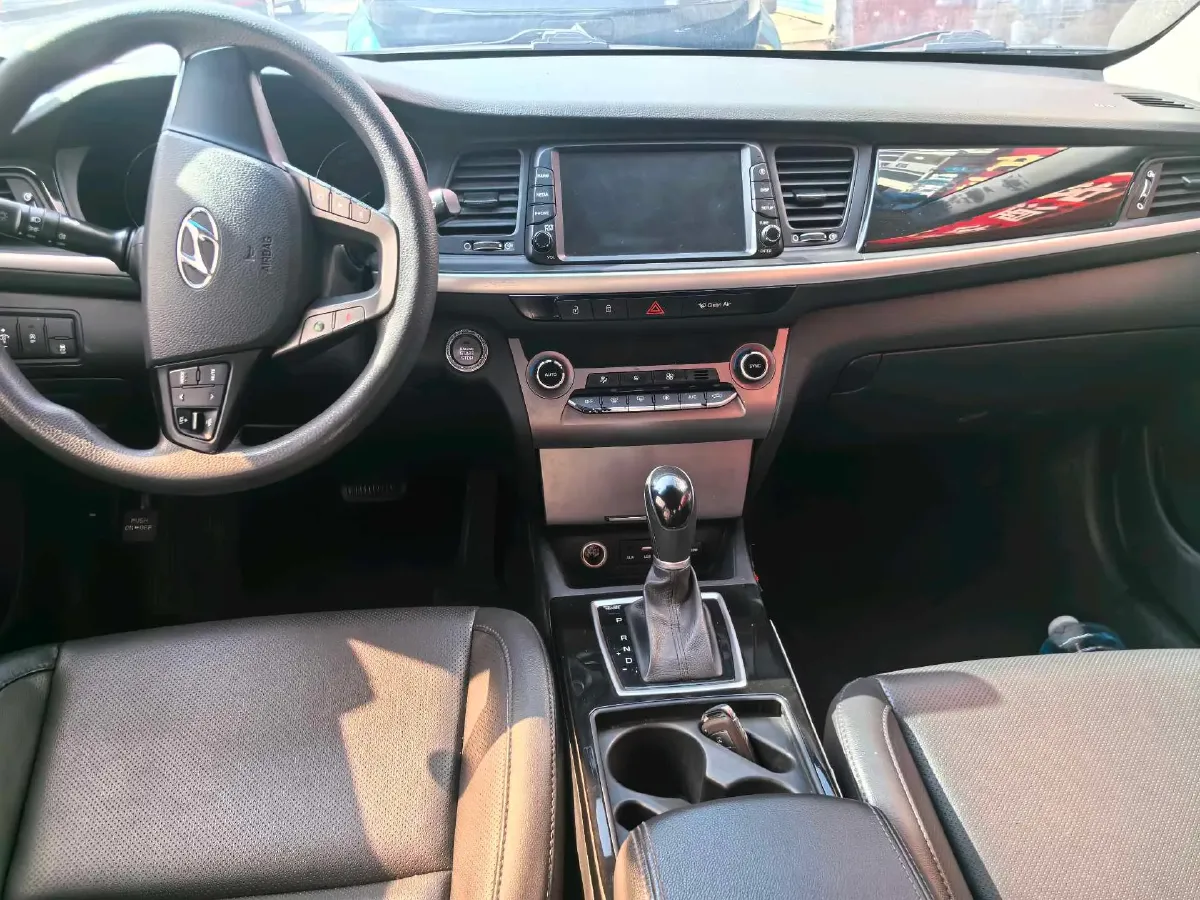 2017 Hyundai Mistra 1.8L 143HP L4 6AT,autocango,china used car exporter,china ev exporter,chinese used car exporter,chinese used ev exporter