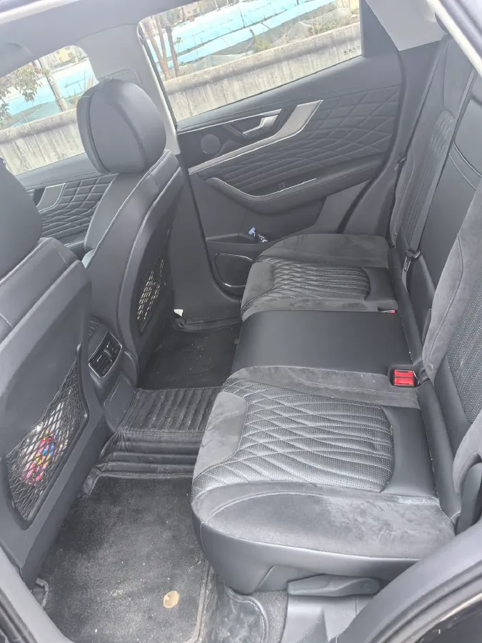 2019 HongQi HS5 2.0T 224HP L4 6AT,autocango,china used car exporter,china ev exporter,chinese used car exporter,chinese used ev exporter