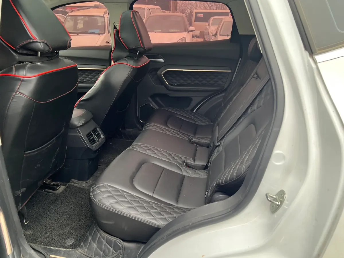 2020 Haval H6 1.5T 169HP L4 7DCT,autocango,china used car exporter,china ev exporter,chinese used car exporter,chinese used ev exporter