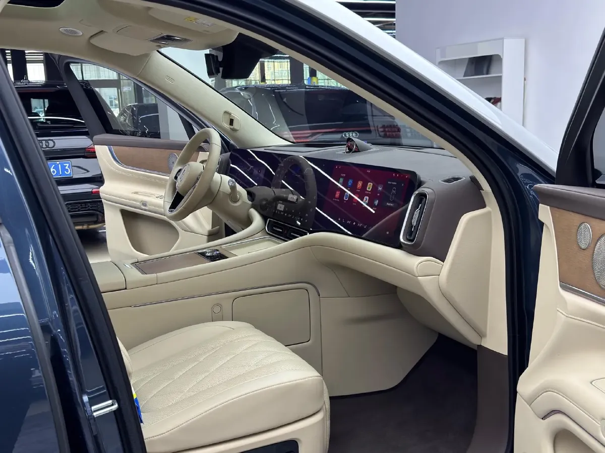 2024 AITO AITO M9 1.5T 152HP L4 REEV 42KWH,autocango,china used car exporter,china ev exporter,chinese used car exporter,chinese used ev exporter