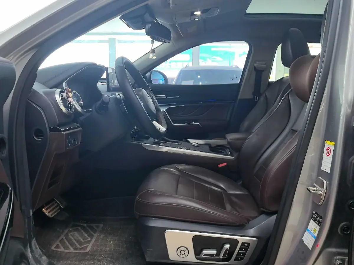 2017 WEY VV5 2.0T 197HP L4 7DCT,autocango,china used car exporter,china ev exporter,chinese used car exporter,chinese used ev exporter