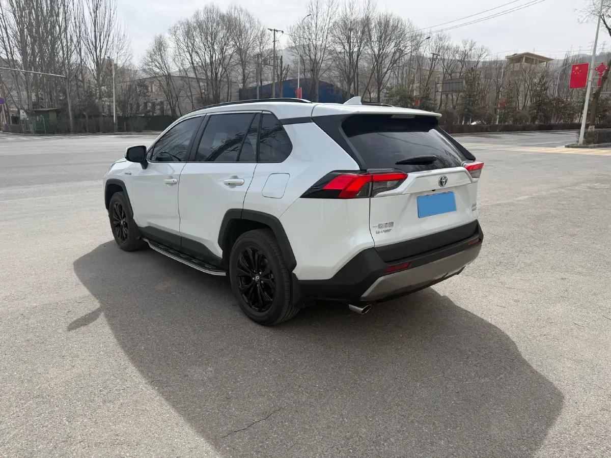 2024 Toyota RAV4 2.5L 178HP L4 E-CVT Hybrid,autocango,china used car exporter,china ev exporter,chinese used car exporter,chinese used ev exporter