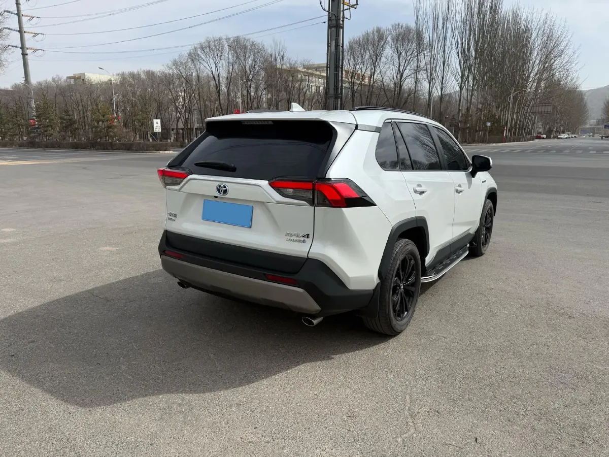 2024 Toyota RAV4 2.5L 178HP L4 E-CVT Hybrid,autocango,china used car exporter,china ev exporter,chinese used car exporter,chinese used ev exporter