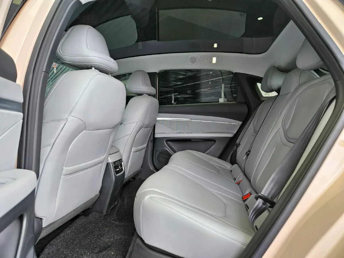 2024 Xpeng MONA M03 BEV 51.8KWH,autocango,china used car exporter,china ev exporter,chinese used car exporter,chinese used ev exporter