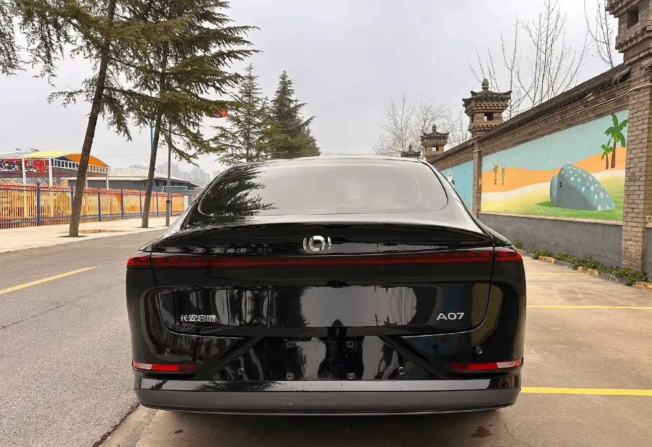 2025 ChangAn QiYuan A07 REEV 98HP REEV 28.4KWH,autocango,china used car exporter,china ev exporter,chinese used car exporter,chinese used ev exporter