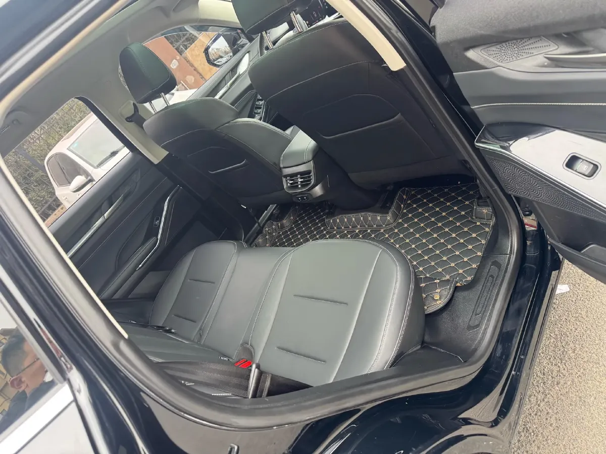 2021 Haval H6 1.5T 169HP L4 7DCT,autocango,china used car exporter,china ev exporter,chinese used car exporter,chinese used ev exporter