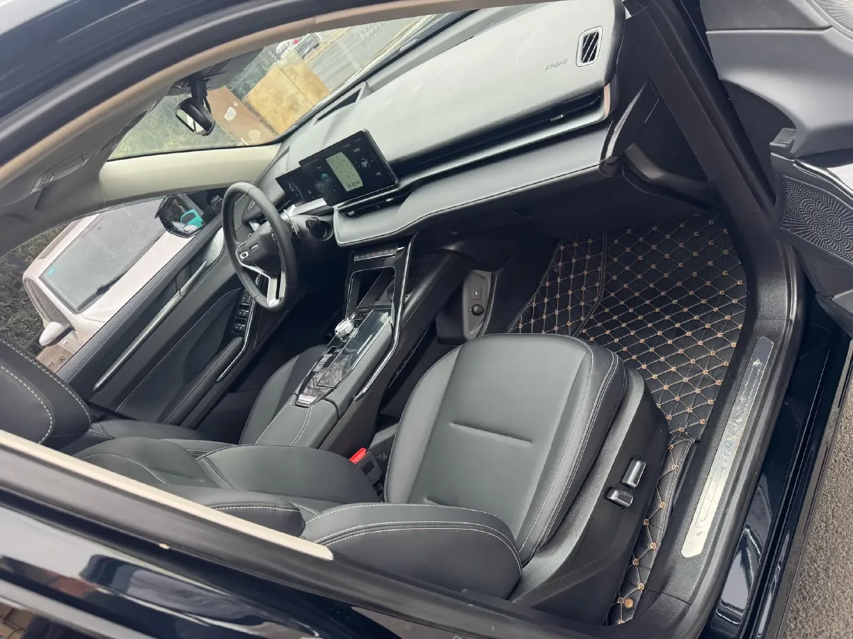 2021 Haval H6 1.5T 169HP L4 7DCT,autocango,china used car exporter,china ev exporter,chinese used car exporter,chinese used ev exporter