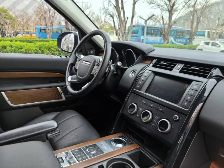 2017 Land Rover Discovery 3.0T 340HP V6 8AT,autocango,china used car exporter,china ev exporter,chinese used car exporter,chinese used ev exporter